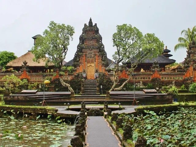 Denpasar Bali Indonesien“></a>
		</div>
		
		<div class=